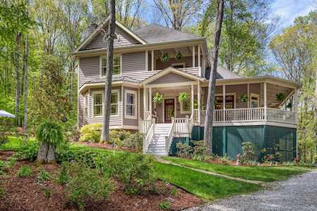 1013 Thornblade Dr Kingston Springs, TN 37082