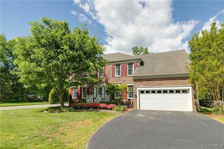 10279 Perrins Mill Ln Hanover, VA 23116