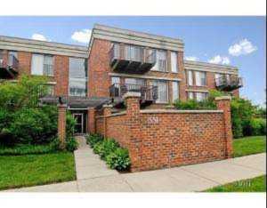 351 Kelburn Rd #113 Deerfield, IL 60015