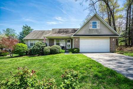 48 Fox Hollow Dr Crossville, TN 38571
