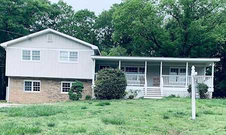 104 Little River Dr Woodstock, GA 30188