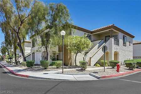 5104 Jordan Frey St #203 Las Vegas, NV 89130