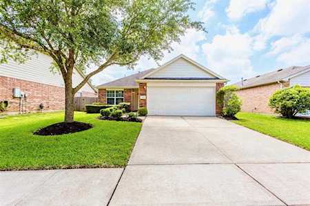 2835 Swift Fox Corner Missouri City, TX 77459
