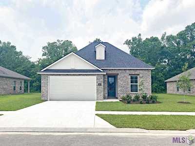 2719 Louis Marie Ave Gonzales, LA 70737