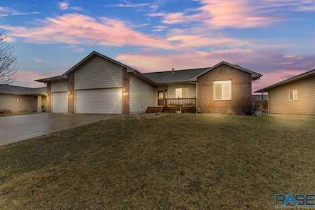 410 S Prairie Ave Tea, SD 57064