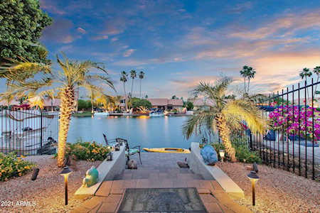 1120 W Edgewater Drive Gilbert, AZ 85233