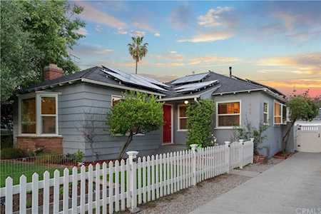 1686 N Kenneth Way Pasadena, CA 91103