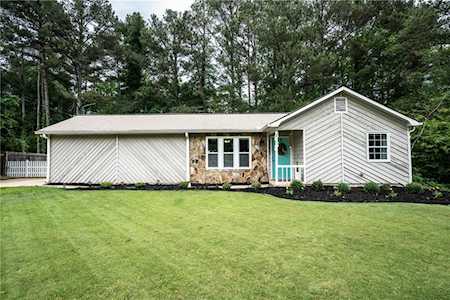 3247 Palomino Dr Powder Springs, GA 30127