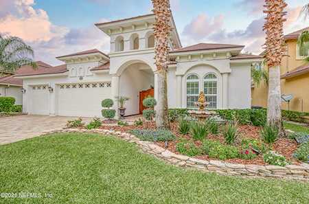 326 Cloisterbane Dr St Johns, FL 32259