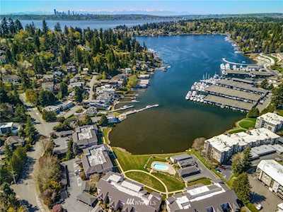 383 101st Ave SE Bellevue, WA 98004