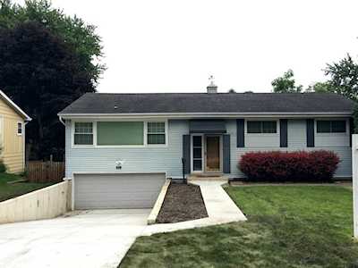 811 Skyline Dr Barrington, IL 60010