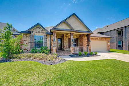 19322 Stanton Lake Dr Cypress, TX 77433