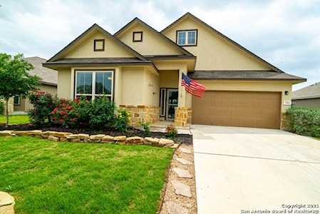 721 Cornflower Ct New Braunfels, TX 78130