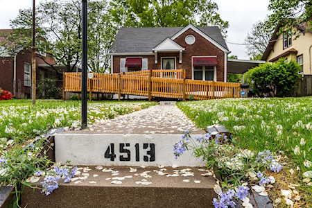 4513 Bellevue Ave Louisville, KY 40215