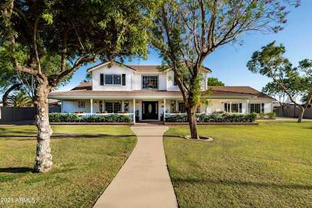 2511 E Arrowhead Trail Gilbert, AZ 85297