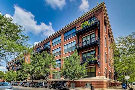 1040 W Adams St #211 Chicago, IL 60607