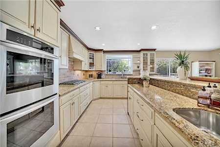 9813 La Amapola Ave Fountain Valley, CA 92708
