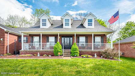 506 Harding Dr Mt Washington, KY 40047
