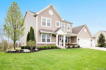 273 Winged Foot Dr Brighton Twp, MI 48114