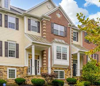 1061 Bluffway Drive Columbus, OH 43235