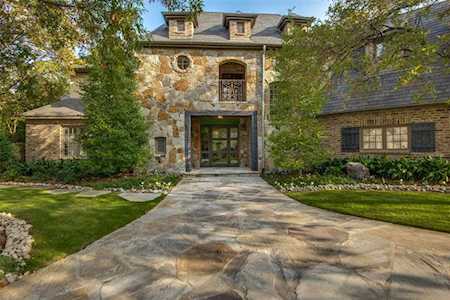 5802 Chamberlyne Drive Frisco, TX 75034