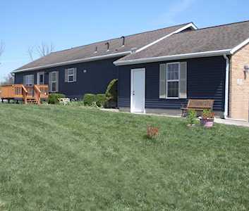 38 Parkview Avenue Commercial Point, OH 43116