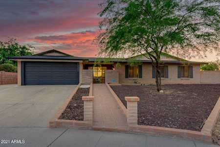 12452 N 36th Place Phoenix, AZ 85032