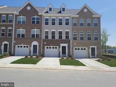 3534 Gentle Breeze Dr Upper Marlboro, MD 20772