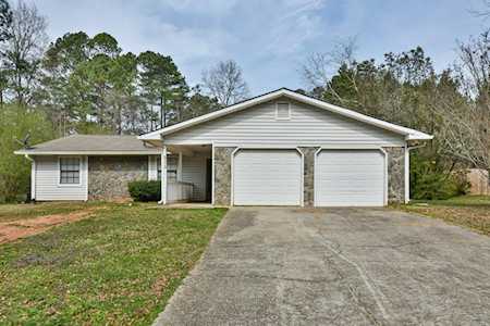 9173 Woodhill Ln Jonesboro, GA 30238