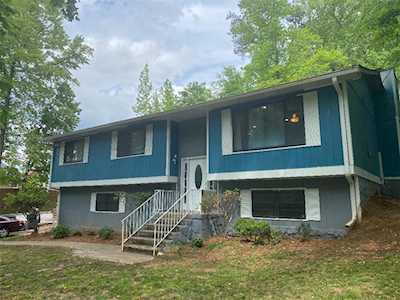 3630 High Point Ln SW Atlanta, GA 30331