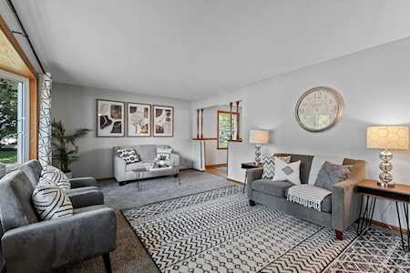 273 150th Street W Apple Valley, MN 55124