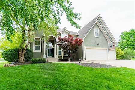 14308 Barton St Overland Park, KS 66221