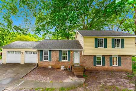 659 Oakland Way Lawrenceville, GA 30044