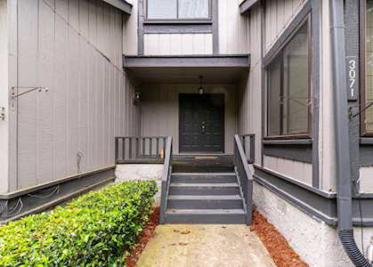 3071 Balearic Dr SE Marietta, GA 30067