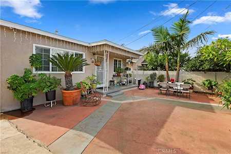 4720 Fisher St East Los Angeles, CA 90022
