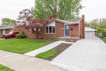 32239 Oakley St Livonia, MI 48154