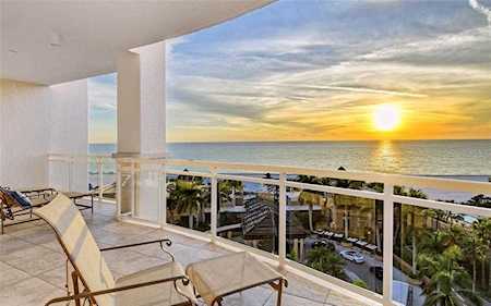 1300 Benjamin Franklin Dr #804 Sarasota, FL 34236