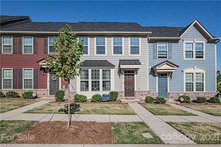 1810 Evergreen Dr Charlotte, NC 28208