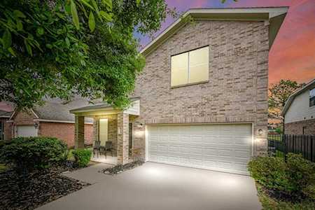 10422 Lyndon Meadows Dr Houston, TX 77095