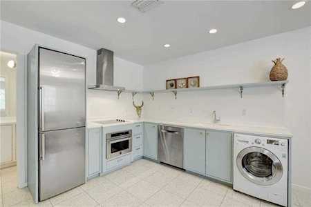 1208 Enfield RD #203 Austin, TX 78703