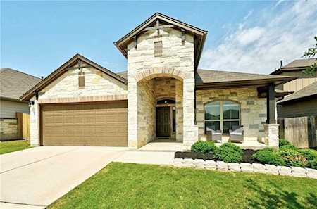 1920 Goldilocks LN Manchaca, TX 78652