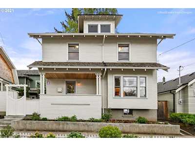 714 SE 35th Ave Portland, OR 97214