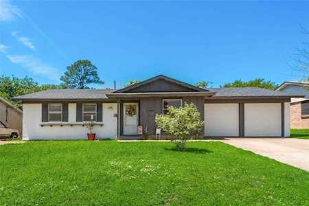 1209 Crane Drive Euless, TX 76039