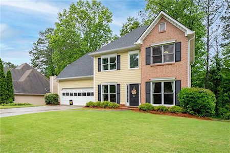 605 Overhill Dr Woodstock, GA 30189