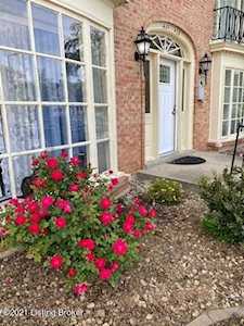 402 Highwood Dr Louisville, KY 40206