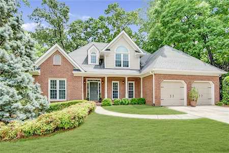 1750 Manhasset Place Dunwoody, GA 30338