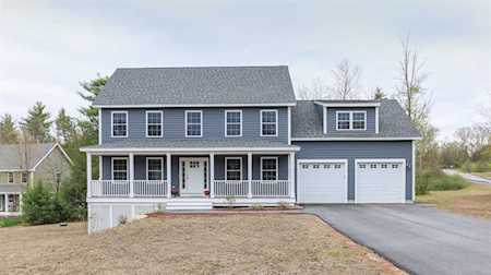 1 Crosby Dr Mont Vernon, NH 03057