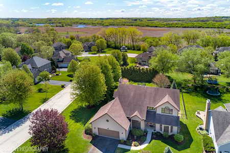 3619 Oakleaf Ln Crystal Lake, IL 60012