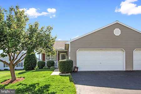 4100 Woodspring Ln York, PA 17402
