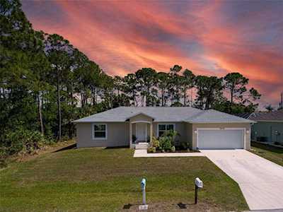 10430 Chablis Ave Englewood, FL 34224